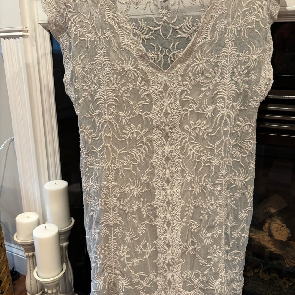 Elegant Lace Dress in Cream